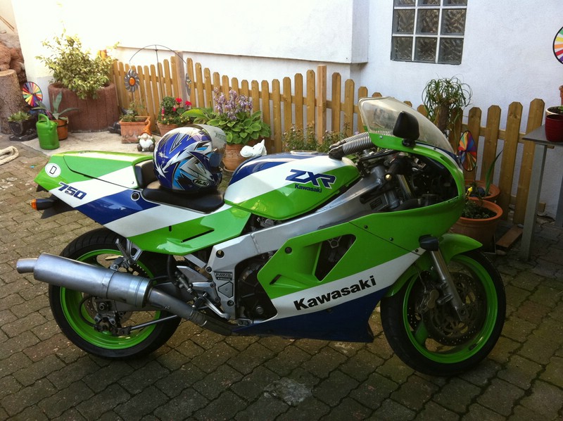 comp_027800.jpg